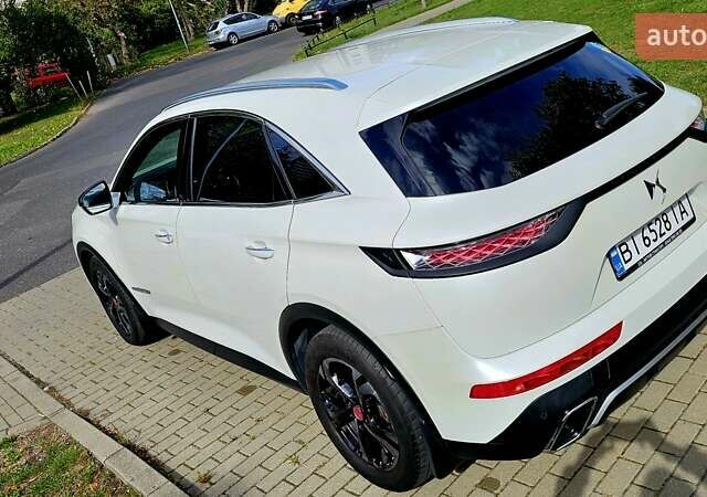 Белый DS 7 Crossback, объемом двигателя 2 л и пробегом 103 тыс. км за 26500 $, фото 3 на Automoto.ua