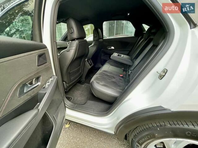 Белый DS 7 Crossback, объемом двигателя 2 л и пробегом 191 тыс. км за 23000 $, фото 33 на Automoto.ua