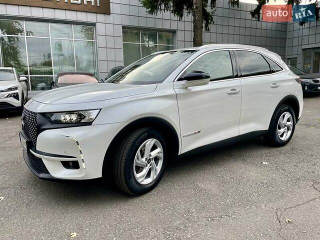 Белый DS 7 Crossback, объемом двигателя 2 л и пробегом 191 тыс. км за 23000 $, фото 1 на Automoto.ua