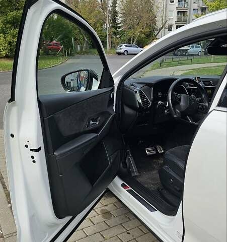 Белый DS 7 Crossback, объемом двигателя 2 л и пробегом 103 тыс. км за 26500 $, фото 21 на Automoto.ua