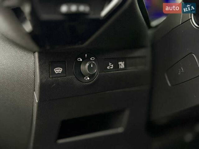 Белый DS 7 Crossback, объемом двигателя 2 л и пробегом 21 тыс. км за 31000 $, фото 13 на Automoto.ua