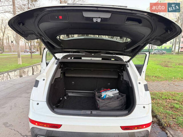 Белый DS 7 Crossback, объемом двигателя 2 л и пробегом 21 тыс. км за 33000 $, фото 4 на Automoto.ua