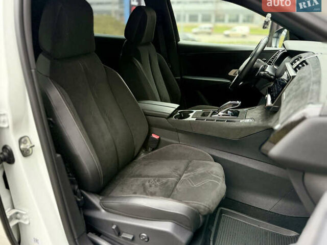 Белый DS 7 Crossback, объемом двигателя 2 л и пробегом 21 тыс. км за 31000 $, фото 17 на Automoto.ua
