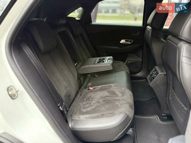 Белый DS 7 Crossback, объемом двигателя 2 л и пробегом 21 тыс. км за 31000 $, фото 16 на Automoto.ua