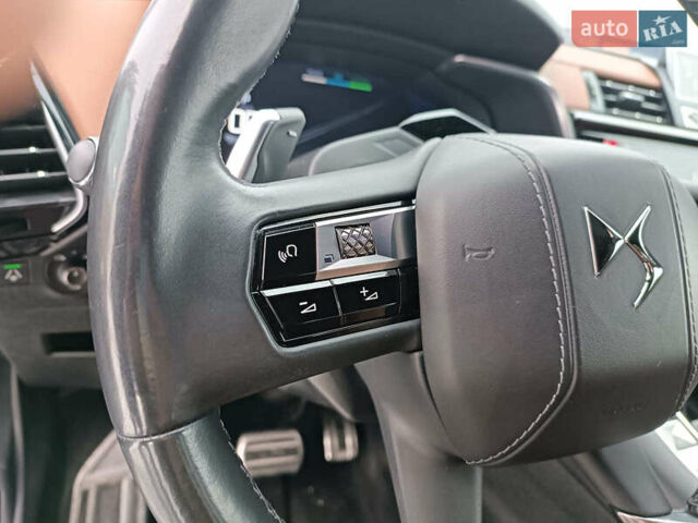 Черный DS 7 Crossback, объемом двигателя 1.6 л и пробегом 97 тыс. км за 33950 $, фото 30 на Automoto.ua