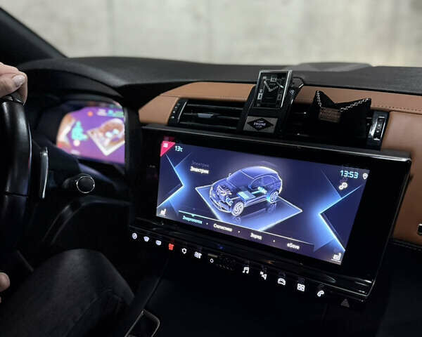 Чорний DS 7 Crossback, об'ємом двигуна 1.59 л та пробігом 93 тис. км за 33900 $, фото 11 на Automoto.ua