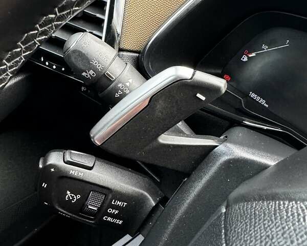 Черный DS 7 Crossback, объемом двигателя 2 л и пробегом 178 тыс. км за 24400 $, фото 101 на Automoto.ua