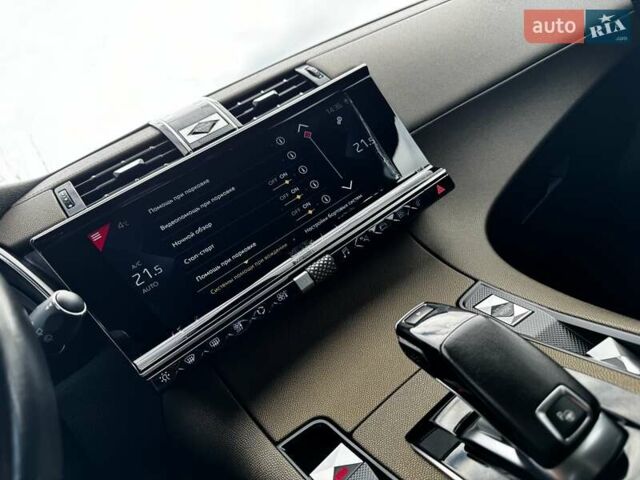 Черный DS 7 Crossback, объемом двигателя 2 л и пробегом 178 тыс. км за 24400 $, фото 112 на Automoto.ua