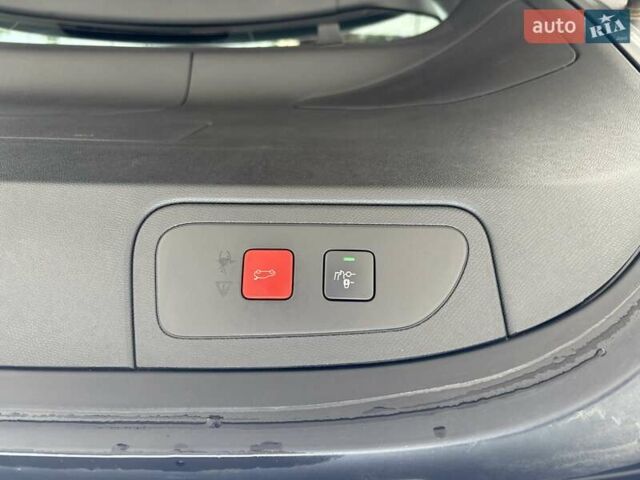 Черный DS 7 Crossback, объемом двигателя 2 л и пробегом 93 тыс. км за 27900 $, фото 5 на Automoto.ua