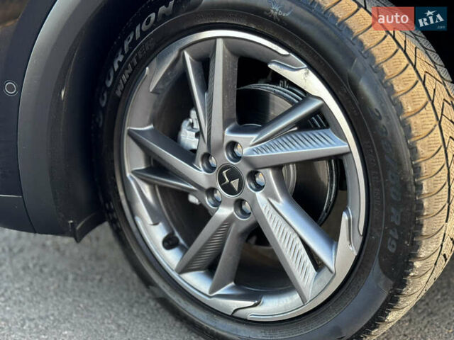 Черный DS 7 Crossback, объемом двигателя 2 л и пробегом 188 тыс. км за 22900 $, фото 10 на Automoto.ua
