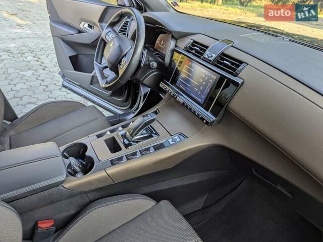Черный DS 7 Crossback, объемом двигателя 1.5 л и пробегом 131 тыс. км за 23600 $, фото 47 на Automoto.ua