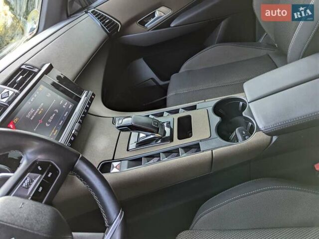 Черный DS 7 Crossback, объемом двигателя 1.5 л и пробегом 131 тыс. км за 23600 $, фото 29 на Automoto.ua