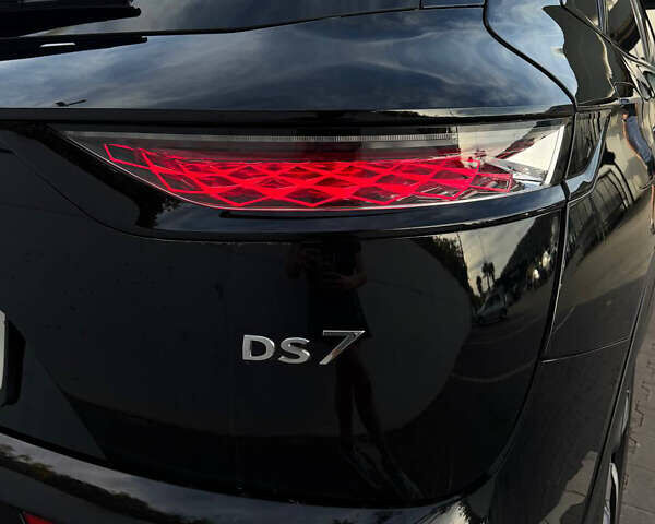 Черный DS 7 Crossback, объемом двигателя 1.59 л и пробегом 27 тыс. км за 38500 $, фото 2 на Automoto.ua