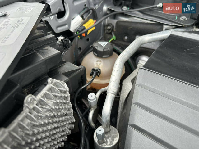 Сірий DS 7 Crossback, об'ємом двигуна 2 л та пробігом 270 тис. км за 23999 $, фото 110 на Automoto.ua