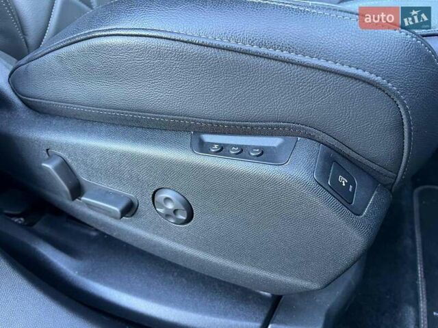 Сірий DS 7 Crossback, об'ємом двигуна 1.6 л та пробігом 29 тис. км за 29490 $, фото 47 на Automoto.ua