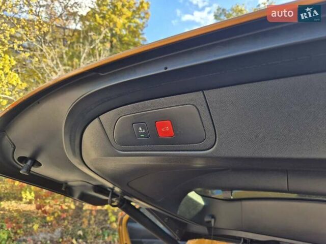 Оранжевый DS 7 Crossback, объемом двигателя 2 л и пробегом 86 тыс. км за 28000 $, фото 24 на Automoto.ua