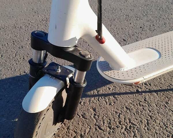 Electric Scooter Electra, объемом двигателя 0 л и пробегом 7 тыс. км за 7000 $, фото 7 на Automoto.ua