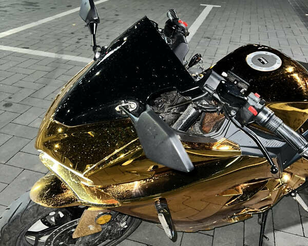 Желтый Electromoto EM Panigale, объемом двигателя 0.25 л и пробегом 3 тыс. км за 4600 $, фото 28 на Automoto.ua