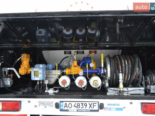 Черный ETA SVP, объемом двигателя 0 л и пробегом 0 тыс. км за 82000 $, фото 5 на Automoto.ua