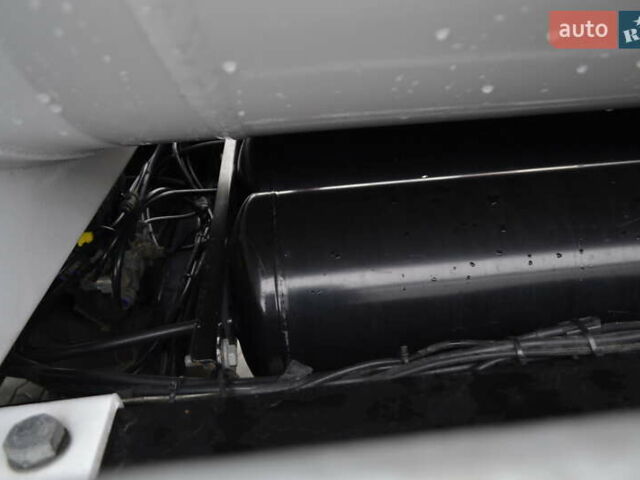 Черный ETA SVP, объемом двигателя 0 л и пробегом 0 тыс. км за 82000 $, фото 4 на Automoto.ua