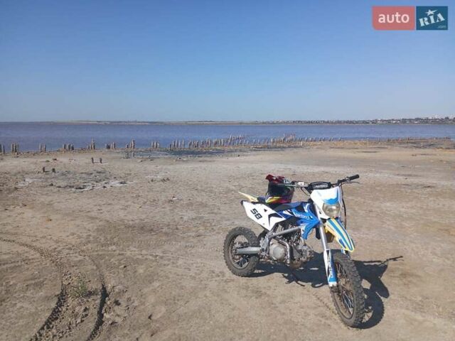 Синий Exdrive 125, объемом двигателя 0.5 л и пробегом 2 тыс. км за 29000 $, фото 10 на Automoto.ua