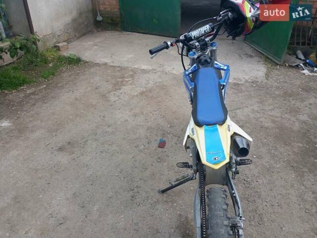 Синий Exdrive 125, объемом двигателя 0.5 л и пробегом 2 тыс. км за 29000 $, фото 8 на Automoto.ua