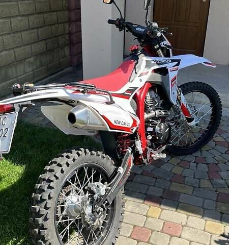 Белый Exdrive CRF-250, объемом двигателя 0.25 л и пробегом 3 тыс. км за 1500 $, фото 1 на Automoto.ua