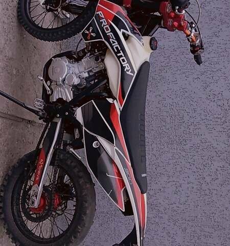 Exdrive Profactory 300 2024 в Гадяче на Automoto.ua Белый Exdrive Profactory 300, объемом двигателя 0 л и пробегом 3 тыс. км за 1937 $, фото 7 на Automoto.ua