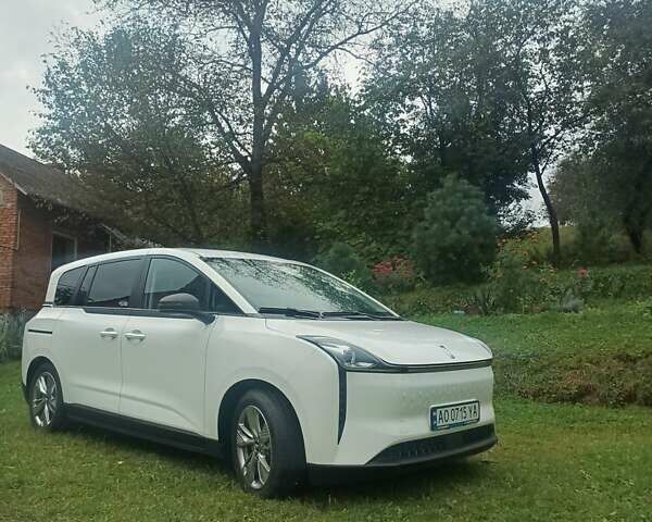 Белый FAW Bestune NAT, объемом двигателя 0 л и пробегом 1 тыс. км за 16900 $, фото 3 на Automoto.ua