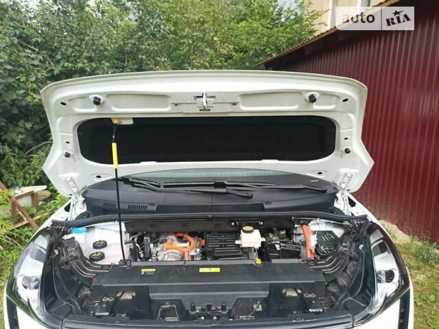 Белый FAW Bestune NAT, объемом двигателя 0 л и пробегом 1 тыс. км за 16900 $, фото 20 на Automoto.ua