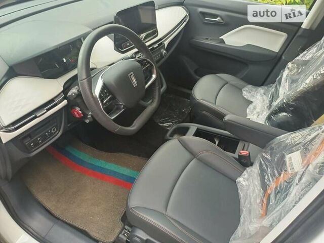 Белый FAW Bestune NAT, объемом двигателя 0 л и пробегом 1 тыс. км за 16900 $, фото 15 на Automoto.ua