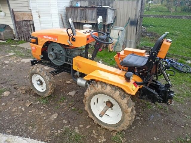 Файтер Інша, об'ємом двигуна 1.8 л та пробігом 25 тис. км за 1945 $, фото 2 на Automoto.ua