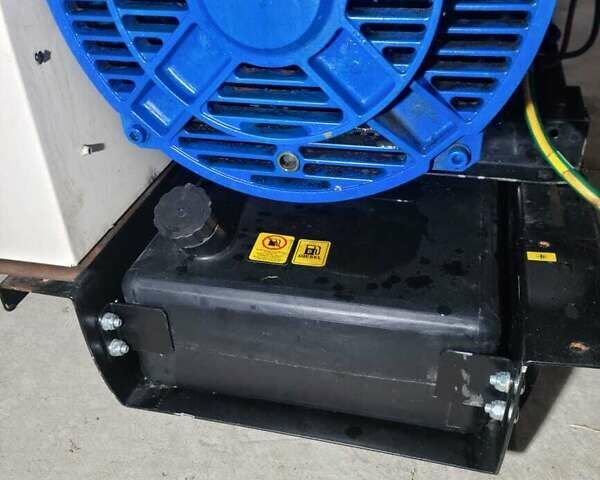 FG Wilson P, объемом двигателя 0 л и пробегом 10 тыс. км за 7000 $, фото 6 на Automoto.ua