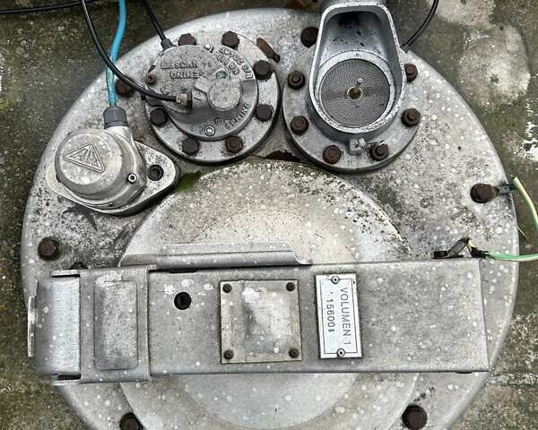 Fluid CSP 1997 в Хусте на Automoto.ua Белый Fluid CSP, объемом двигателя 0 л и пробегом 0 тыс. км за 16500 $, фото 7 на Automoto.ua