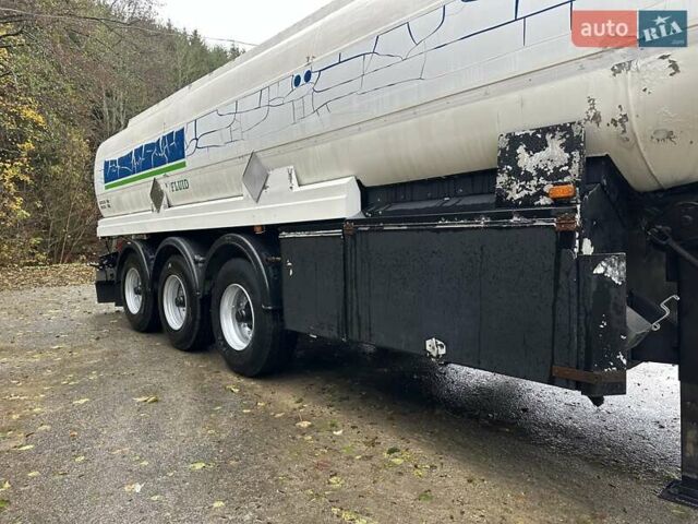 Fluid CSP 1997 в Хусте на Automoto.ua Белый Fluid CSP, объемом двигателя 0 л и пробегом 0 тыс. км за 16500 $, фото 9 на Automoto.ua