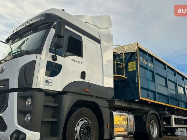 Ford Trucks 1842T, объемом двигателя 12.7 л и пробегом 0 тыс. км за 104105 $, фото 5 на Automoto.ua