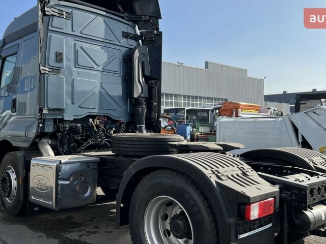 Ford Trucks 1845T, объемом двигателя 12.7 л и пробегом 0 тыс. км за 118068 $, фото 9 на Automoto.ua