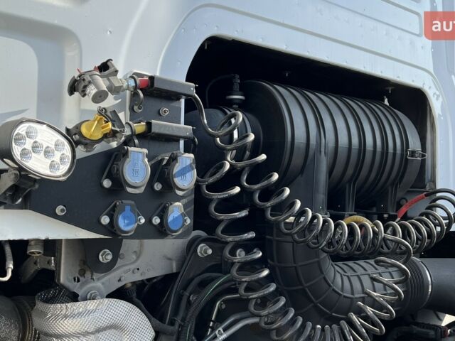 Ford Trucks F-Max, объемом двигателя 12.7 л и пробегом 0 тыс. км за 122716 $, фото 39 на Automoto.ua