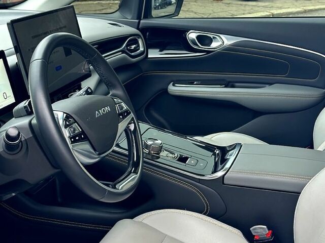 Белый Gac Aion V, объемом двигателя 0 л и пробегом 30 тыс. км за 21000 $, фото 4 на Automoto.ua