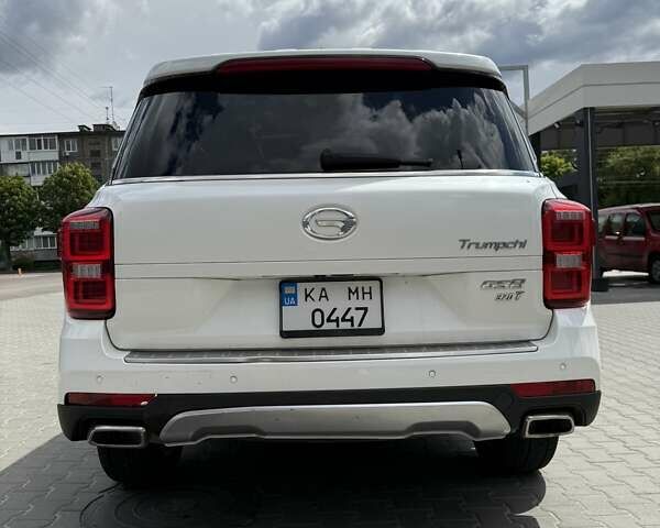 Белый Gac GS8, объемом двигателя 1.99 л и пробегом 98 тыс. км за 18000 $, фото 4 на Automoto.ua