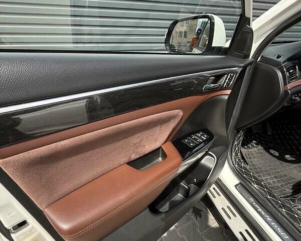 Белый Gac GS8, объемом двигателя 1.99 л и пробегом 98 тыс. км за 18000 $, фото 20 на Automoto.ua