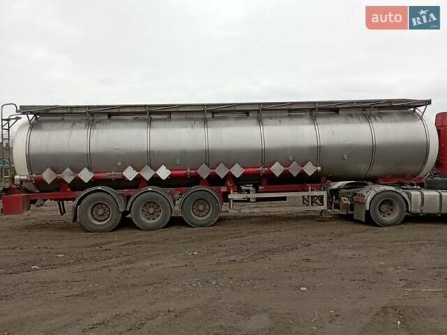 Красный Geusens GSA24, объемом двигателя 0 л и пробегом 100 тыс. км за 27000 $, фото 2 на Automoto.ua