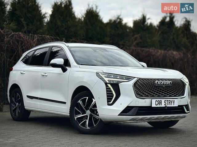 Белый Haval Jolion, объемом двигателя 1.5 л и пробегом 50 тыс. км за 16500 $, фото 5 на Automoto.ua
