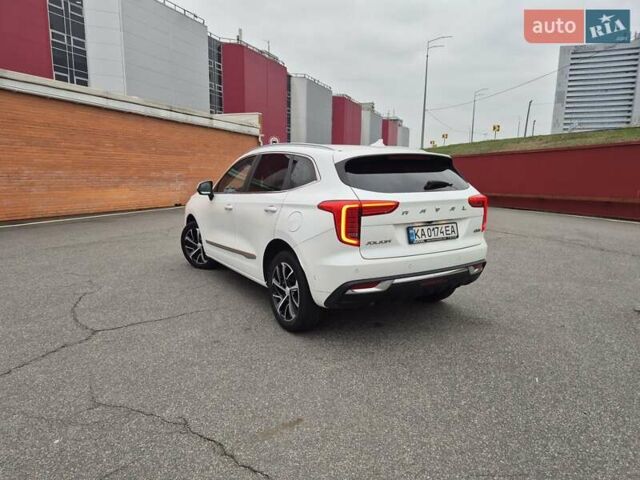Белый Haval Jolion, объемом двигателя 1.5 л и пробегом 130 тыс. км за 13500 $, фото 1 на Automoto.ua