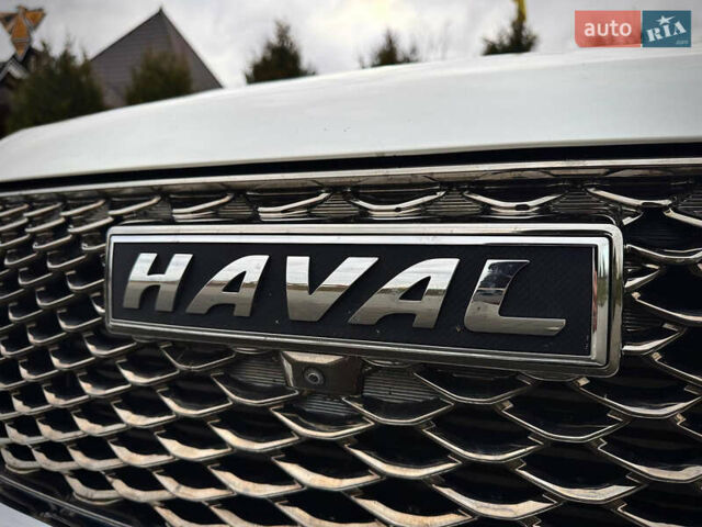 Белый Haval Jolion, объемом двигателя 1.5 л и пробегом 50 тыс. км за 16500 $, фото 16 на Automoto.ua