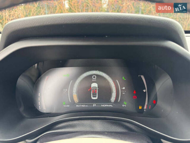 Белый Haval Jolion, объемом двигателя 1.5 л и пробегом 50 тыс. км за 16500 $, фото 53 на Automoto.ua