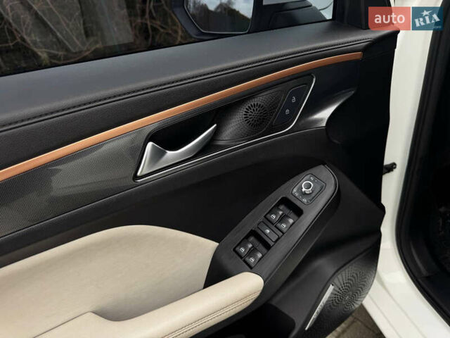 Белый Haval Jolion, объемом двигателя 1.5 л и пробегом 50 тыс. км за 16500 $, фото 48 на Automoto.ua