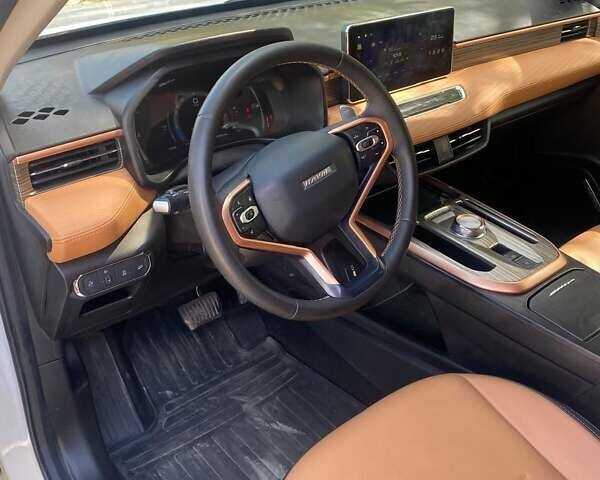 Белый Haval Jolion, объемом двигателя 1.5 л и пробегом 17 тыс. км за 17300 $, фото 12 на Automoto.ua