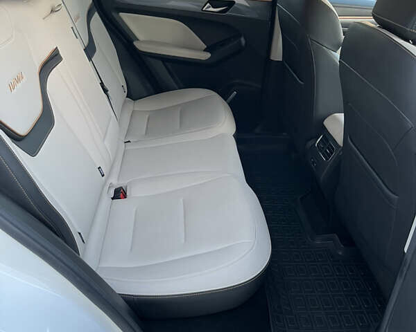 Білий Haval Jolion, об'ємом двигуна 1.5 л та пробігом 35 тис. км за 16500 $, фото 29 на Automoto.ua
