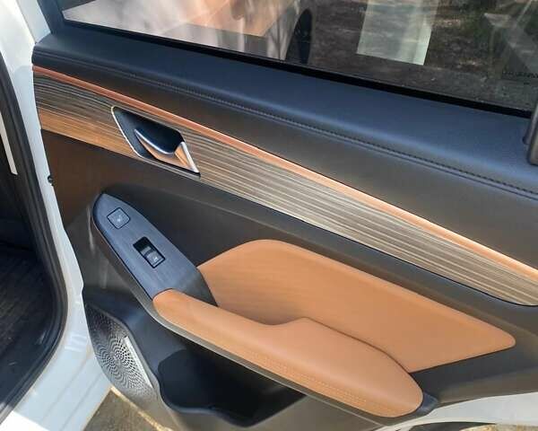 Белый Haval Jolion, объемом двигателя 1.5 л и пробегом 17 тыс. км за 17300 $, фото 8 на Automoto.ua